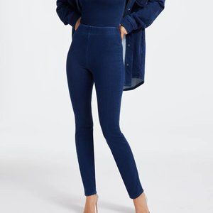 Good American - SOFT SCULPT PULL-ON SKINNY JEANS, Size 0